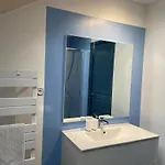 Familial Sur Ferme Equestre Pres De Montlucon - Fr-1-489-431 Sauvagny