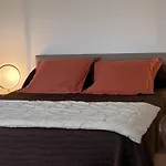 Familial Sur Ferme Equestre Pres De Montlucon - Fr-1-489-431