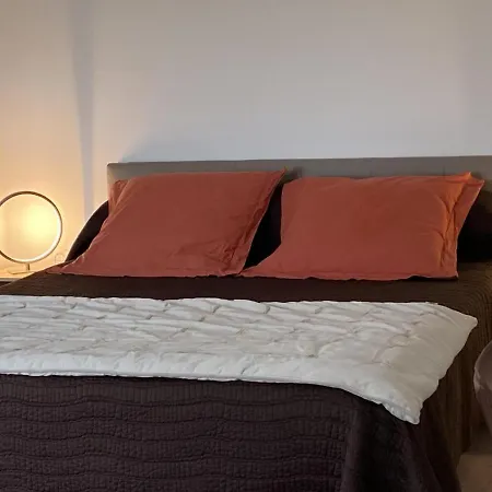 Holiday home Gite Familial Avec Terrasse A La Ferme, Proche Montlucon, Ideal Pour 4 Pers, Draps Et Serviettes Inclus - Fr-1-489-431 *