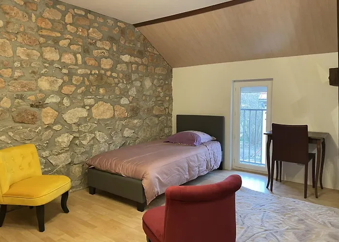 Prázdninový dům Familial Sur Ferme Equestre Pres De Montlucon - Fr-1-489-431